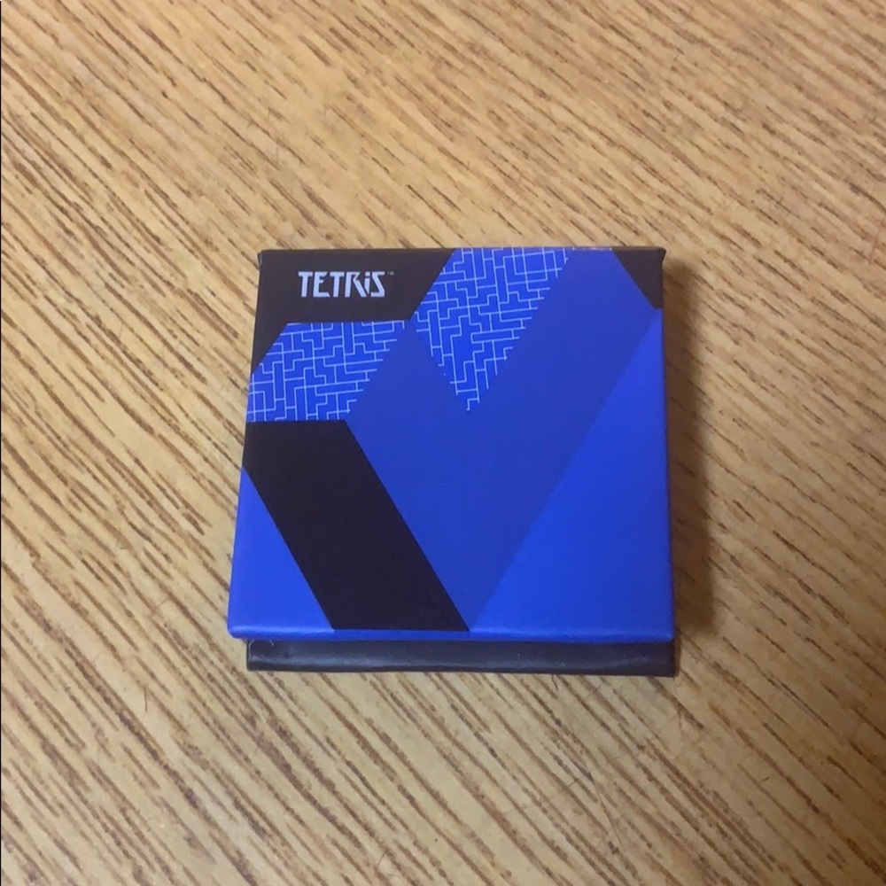 Tetris themed eyeshadow